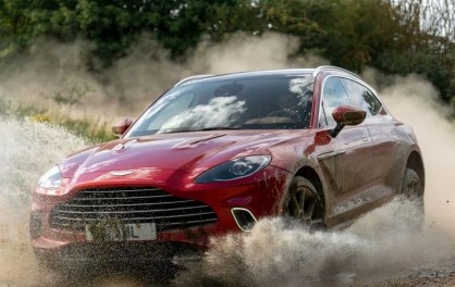 Đánh Giá Aston Martin DBX 2021